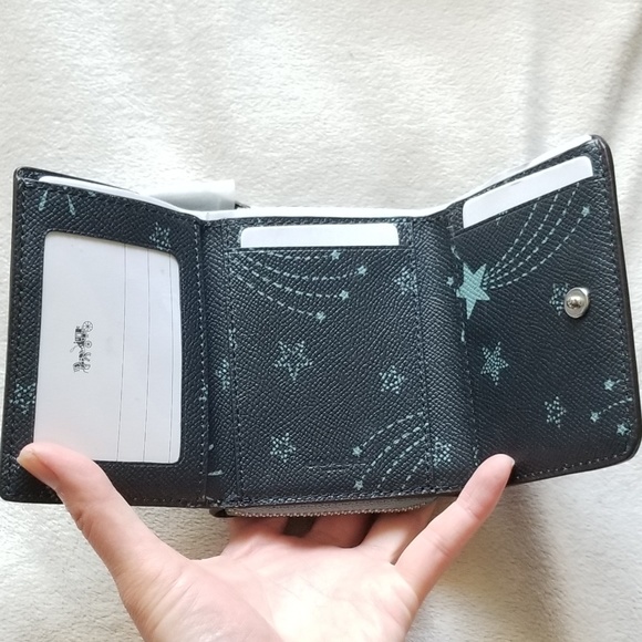 Coach Handbags - 🔥LAST 1🔥NWT COACH SHOOTING STARS TRIFOLD WALLET